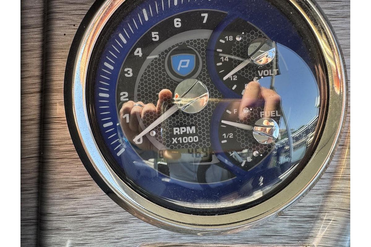 Used 2022 Premier Sunspree RF 230 CL