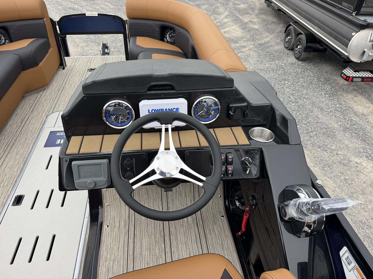 2026 Premier 230 SunSation Angler
