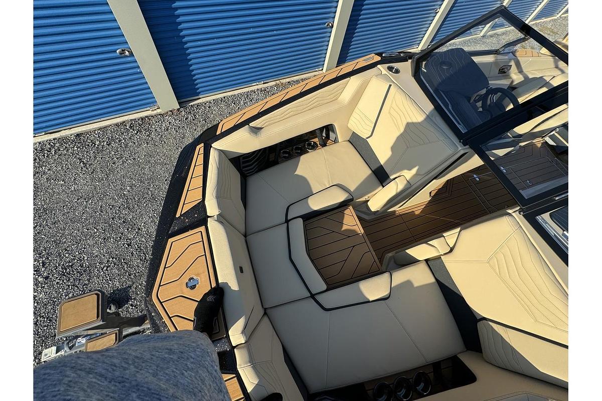 Used 2025 Nautique Super Air G G23