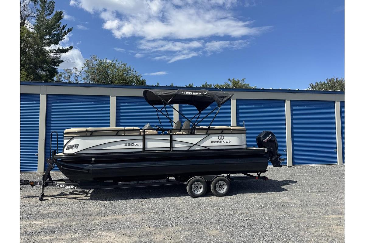 Used 2020 Regency 230 DL3