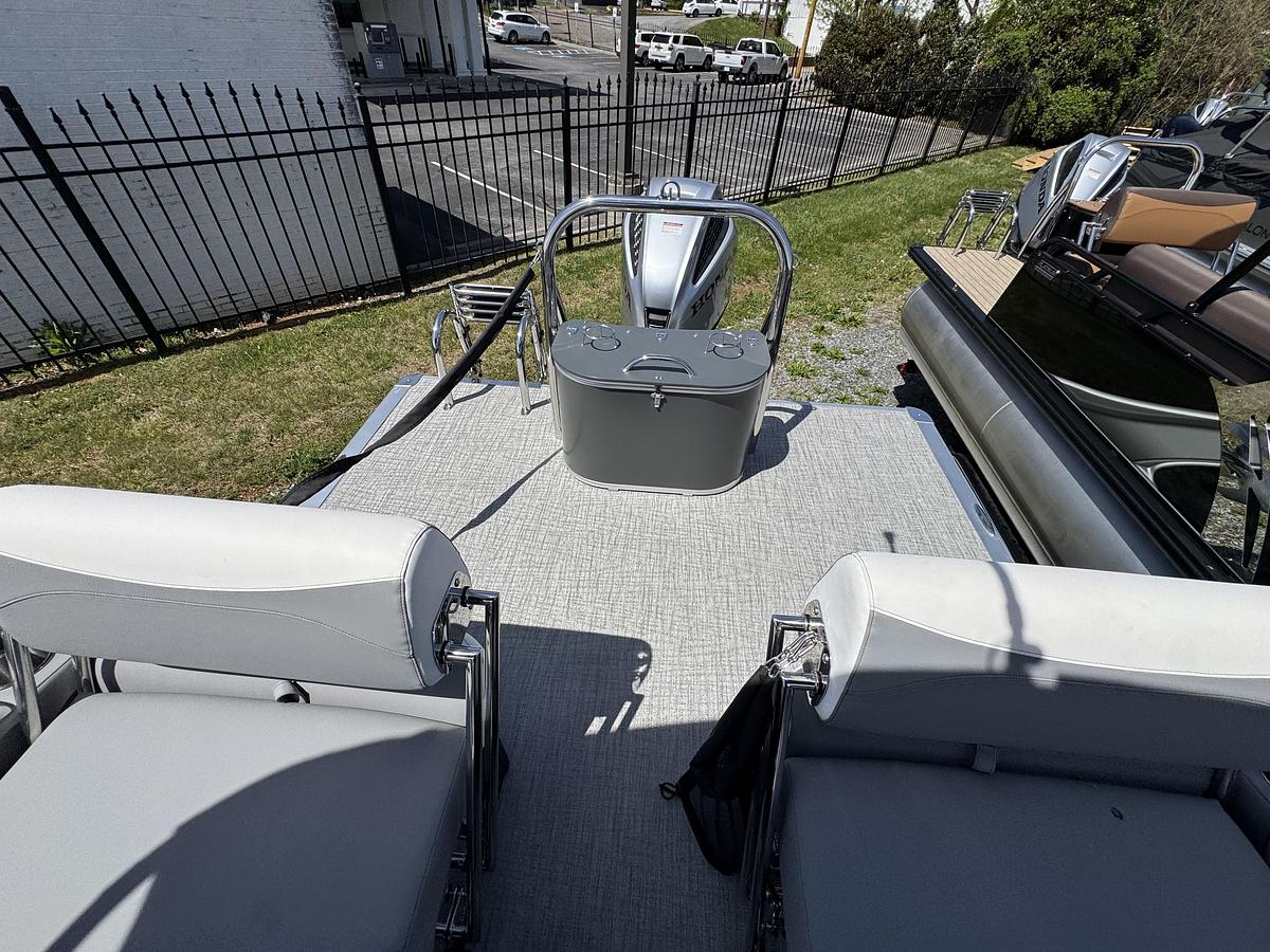 2026 Avalon 25 LSZ QLS