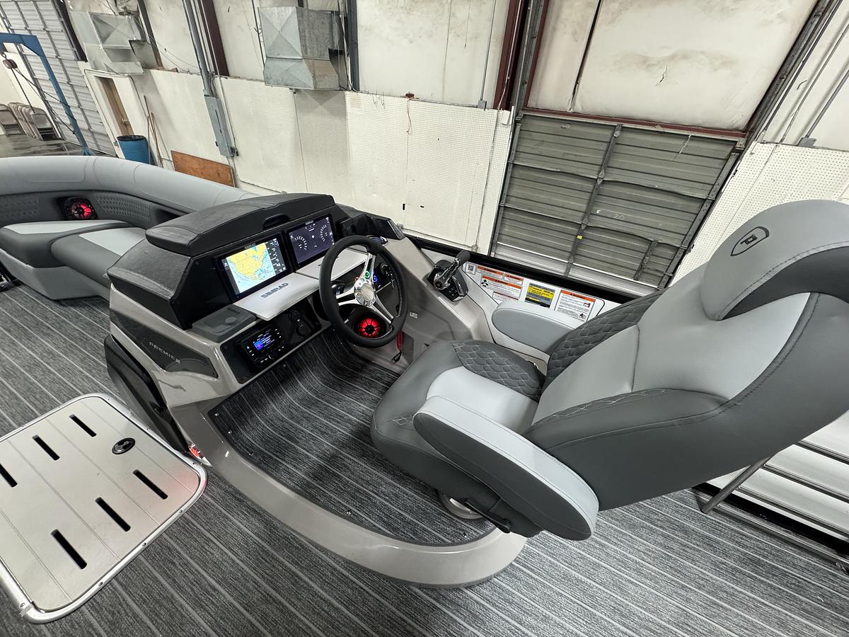 2026 Premier 250 Solaris RL