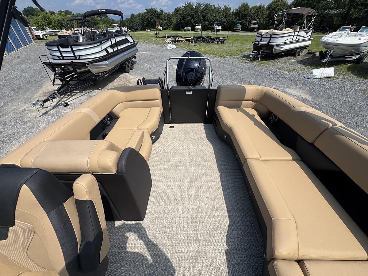 2027 Evotti 521QL 23.5 ft.