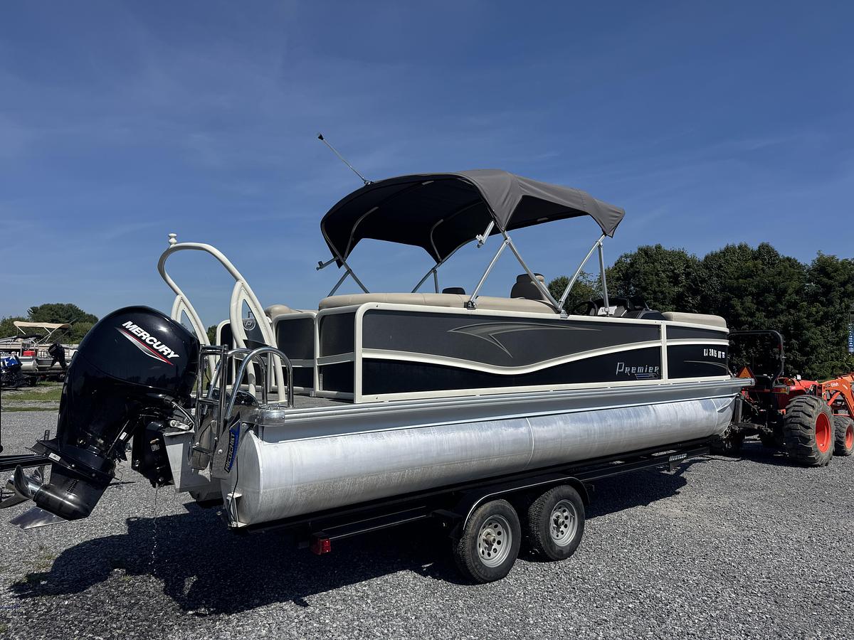 Used 2022 Premier Sunsation RF 230 CL
