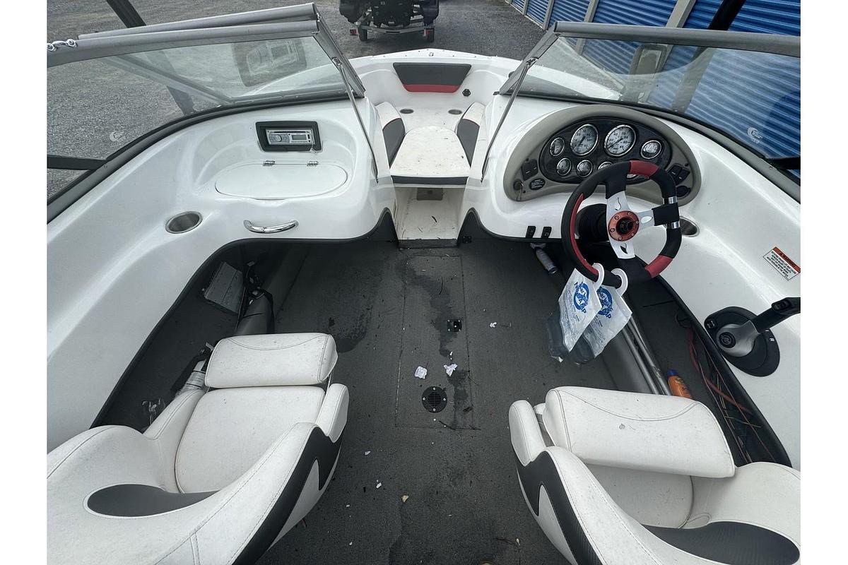 Used 2015 Caravelle 18 EBi