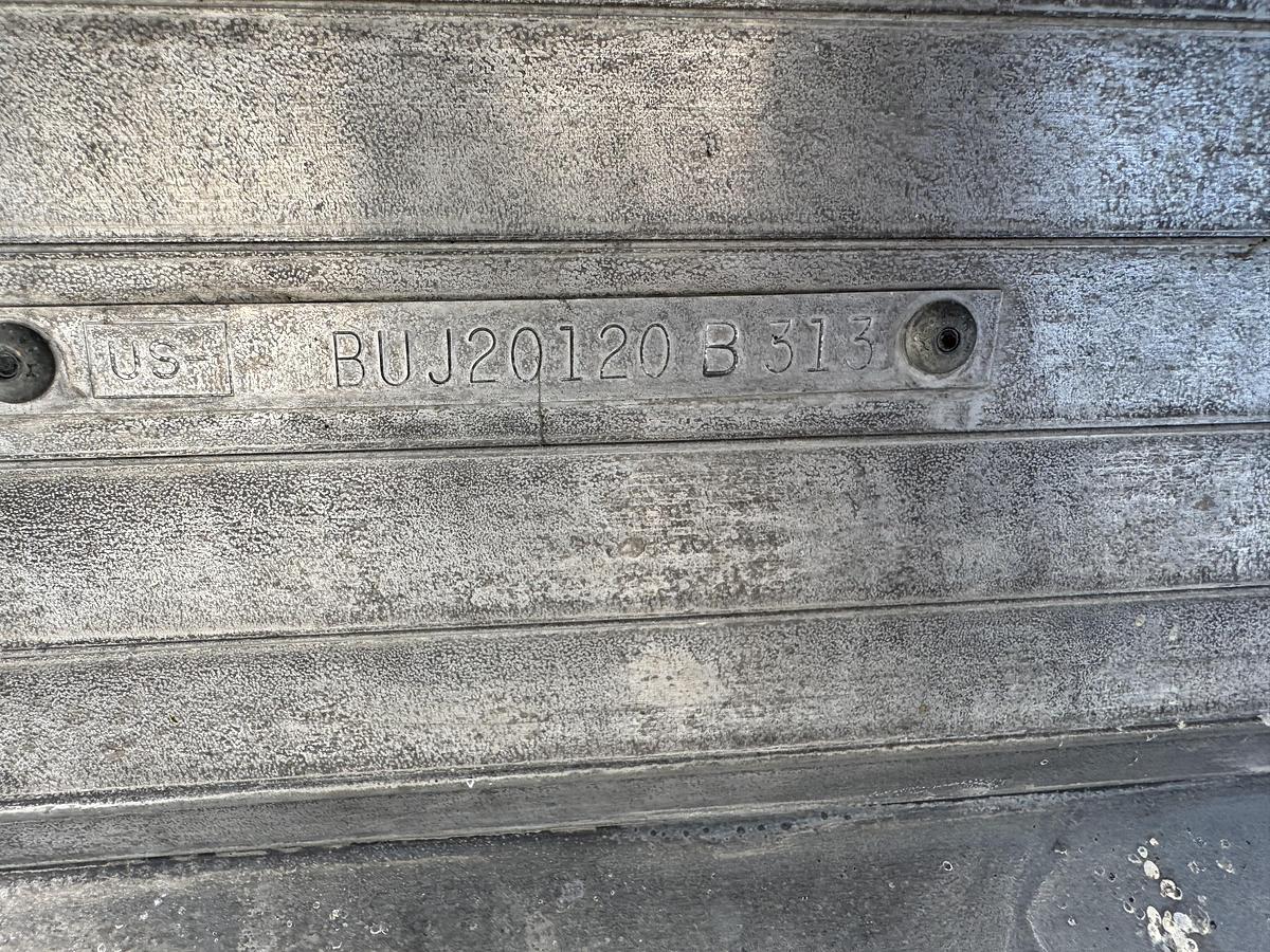 Used 2013 Sun Tracker Party Barge 22 DLX