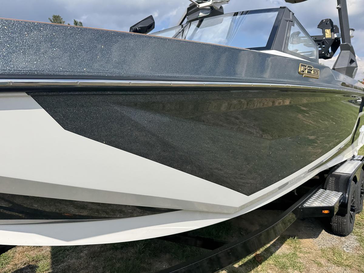 2027 Nautique Super Air GS22