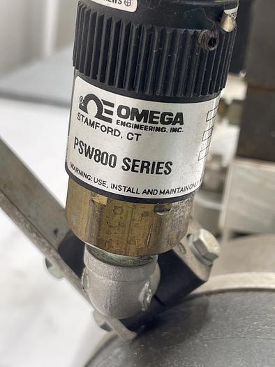 Used Lincon TP5339C HP 3/4 PH3 HZ60, Parker D1VW8CNYCF, Omega PSW800