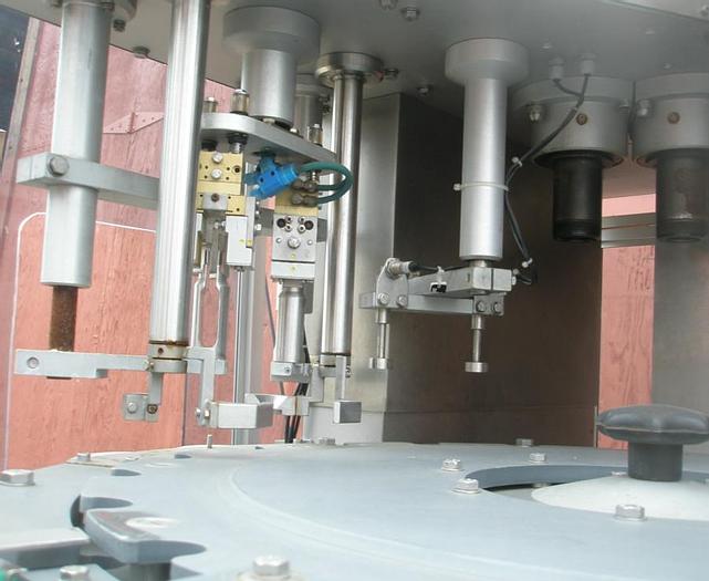 Used Capper, Groninger, Mdl KVG 302, 2-head, Crimper, #S736856