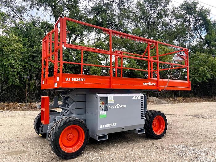 Used 2010 SKYJACK 6826RT