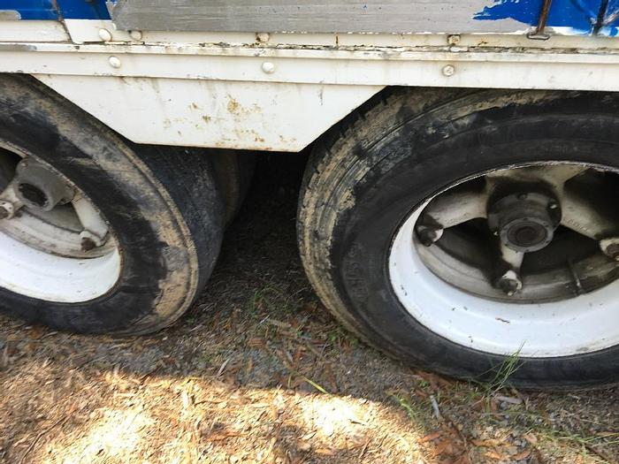 Used 1984 Kentucky Mfg Co, Inc. VAN