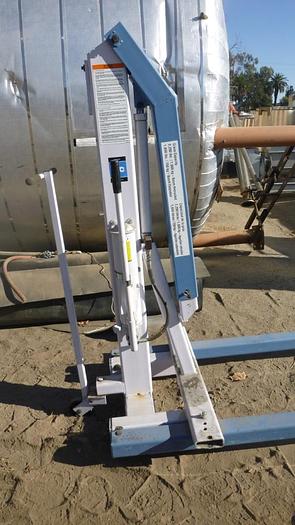 Used Lift, Floor Crane, 2200 lb, OTC Tools, Mdl 1819 #S743472