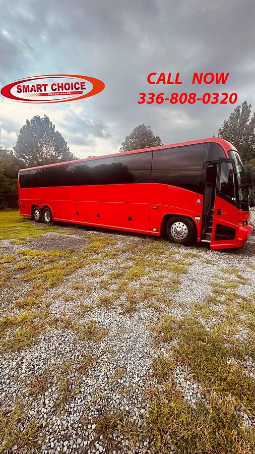 Used 2004 MCI J