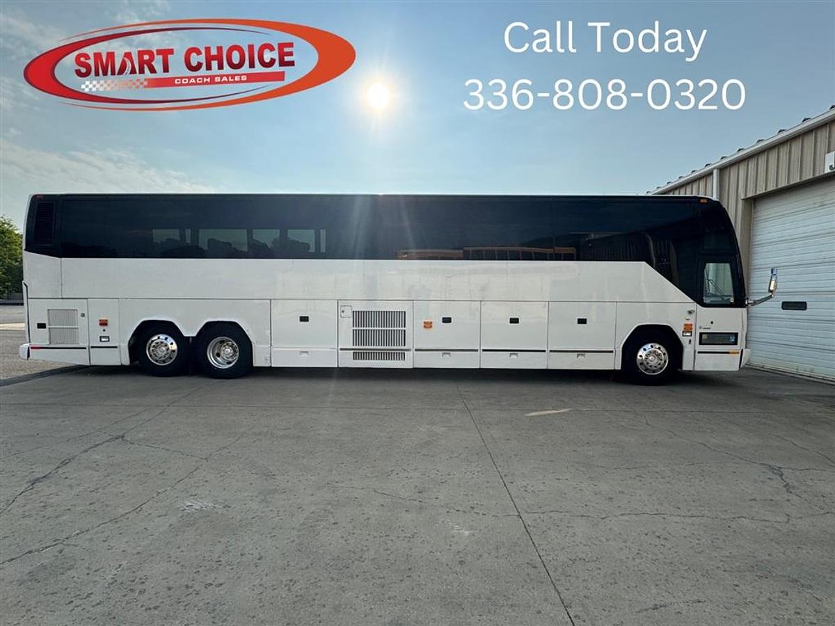 Used 2008 Prevost H3-45