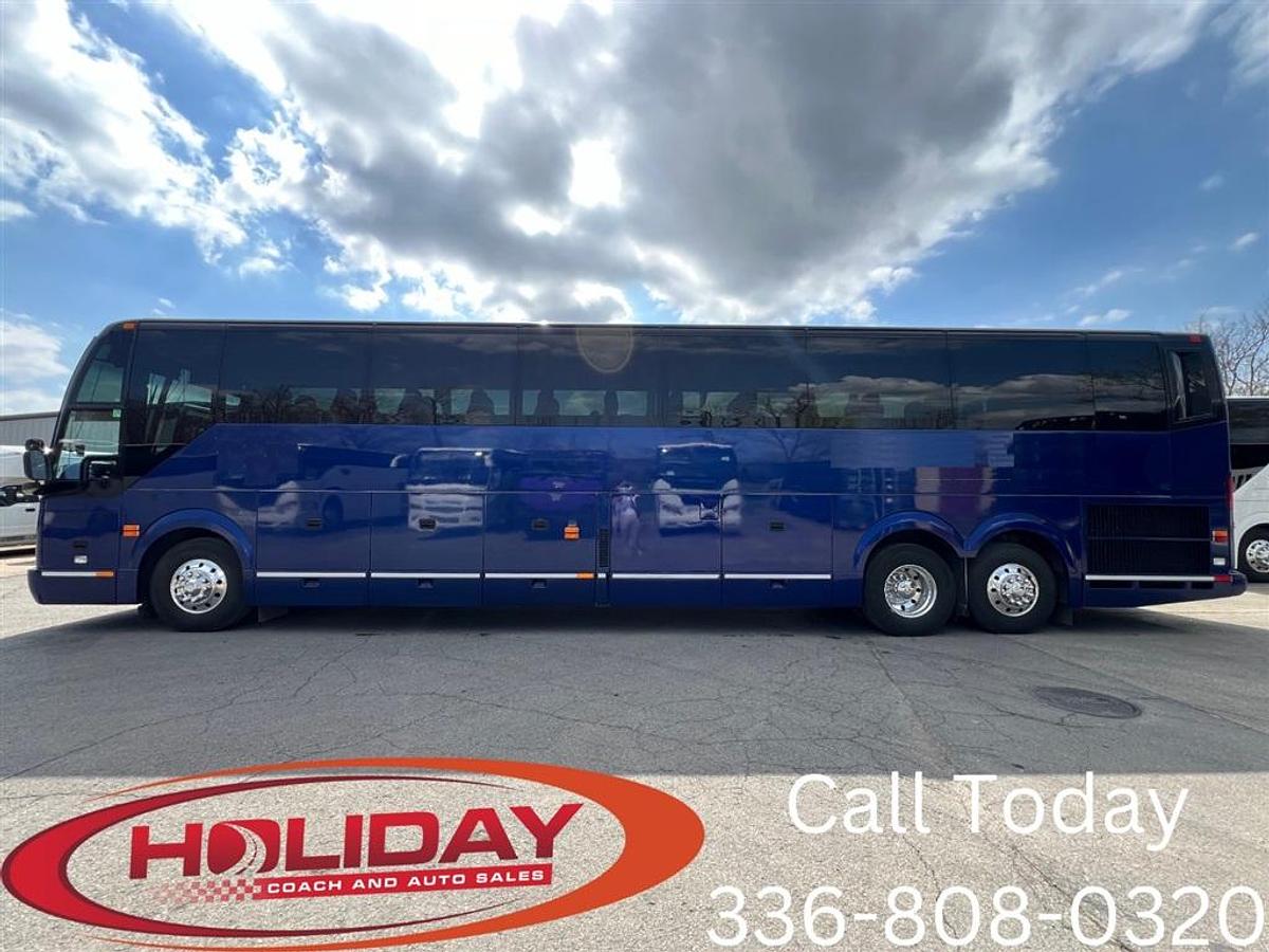Used 2015 Prevost H3-45