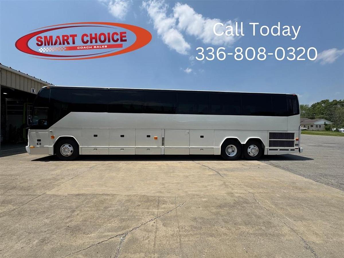 Used 2008 Prevost H3-45