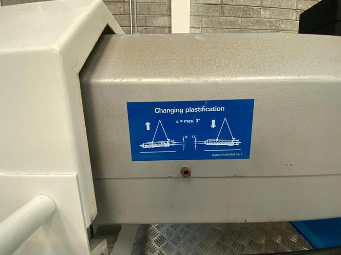 Used 2000 Netstal Synergy S-1750-900 Moulding Machine