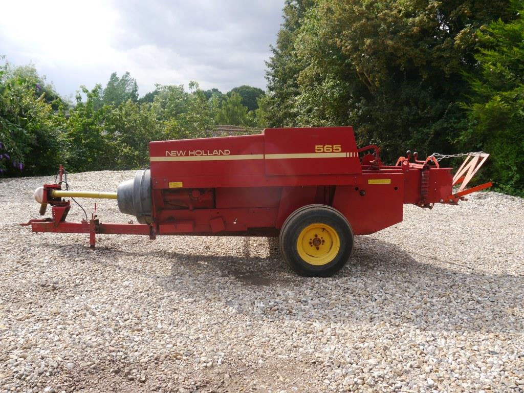 Used New Holland 565 Conventional Baler