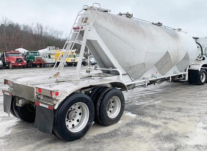 Used 1978 Fruehauf Cement Tanker