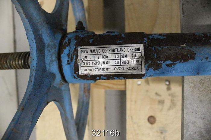Used FNW 8" V-Port Hand Operated Knife Gate Valve #32116