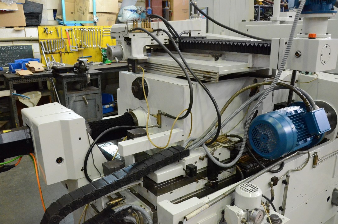 Usado ESTARTA 327 CNC Rectificadoras sin centros #3986