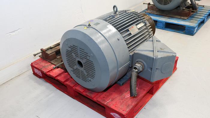 Used RELIANCE 100 HP A/C Motor #44421
