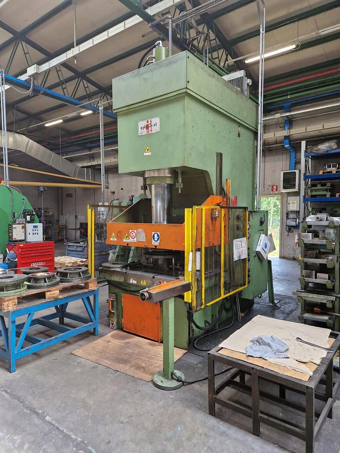 Usato GIGANT C 200 TON IDRAULICA