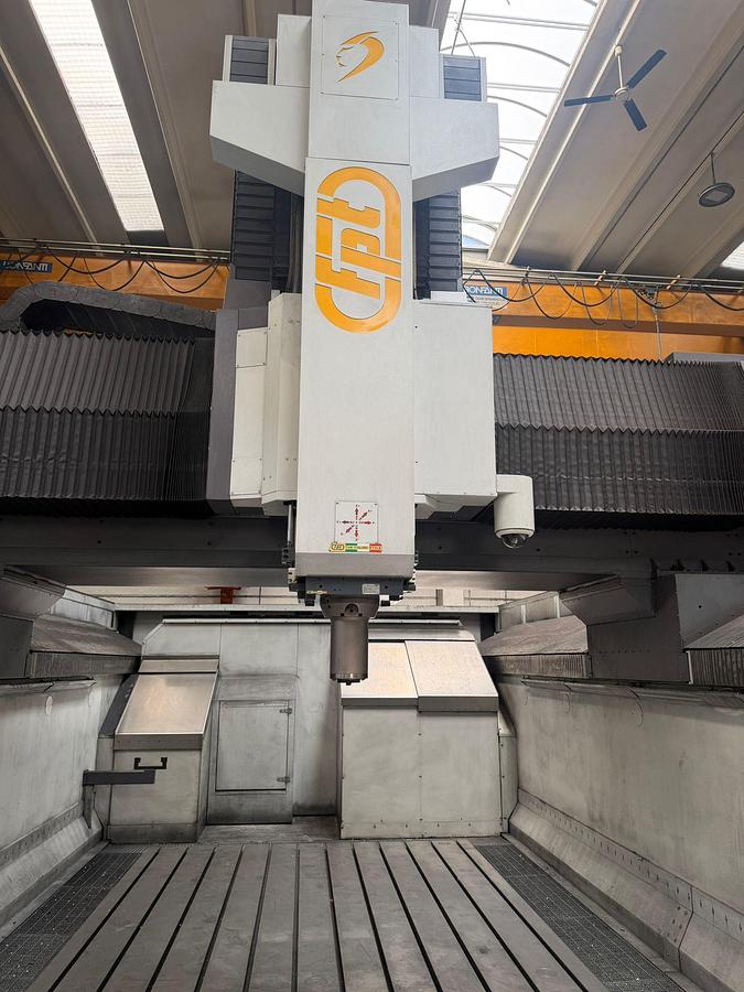 Usato Centro di lavoro CNC FPT Industrie DINOMAX a 5 assi