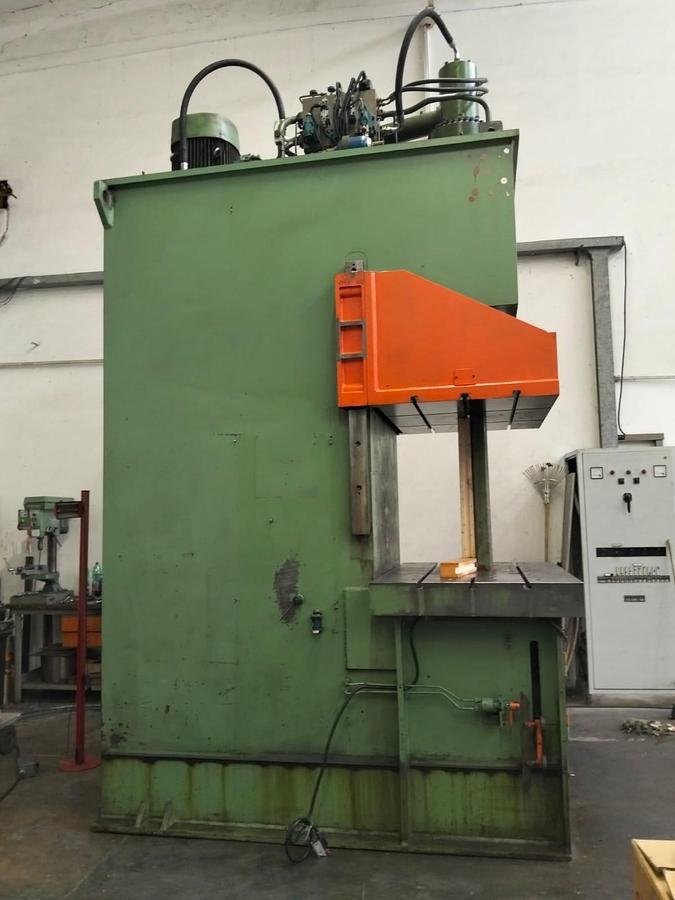 Usato GIGANT C 200 TON IDRAULICA