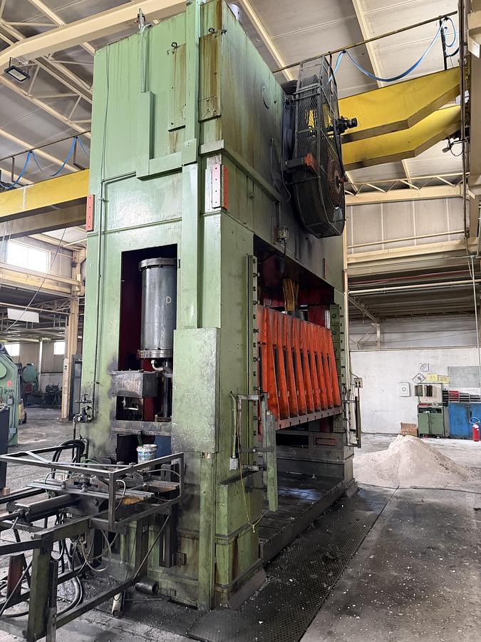 Usato BENELLI doppio montante meccanica Erfurt 300 ton