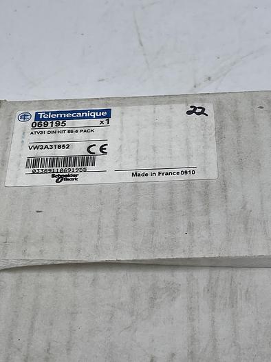 Telemecanique VW3A31852