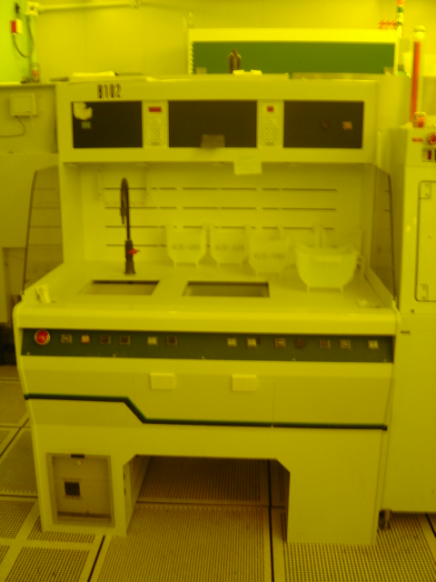 Used Dexon Plastic Wet Bench