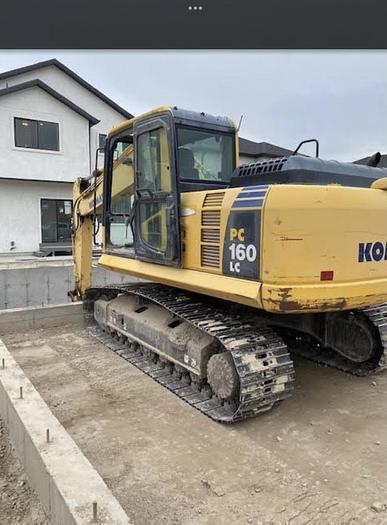 Used 2011 Komatsu PC160LC-8
