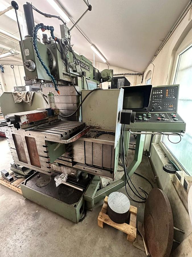 Used TOS FNG 40 CNC