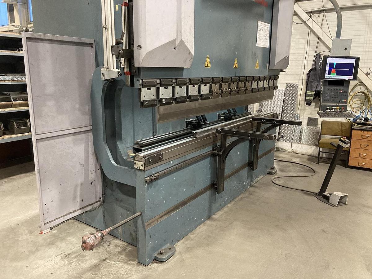 Used Durma AD-R 30175