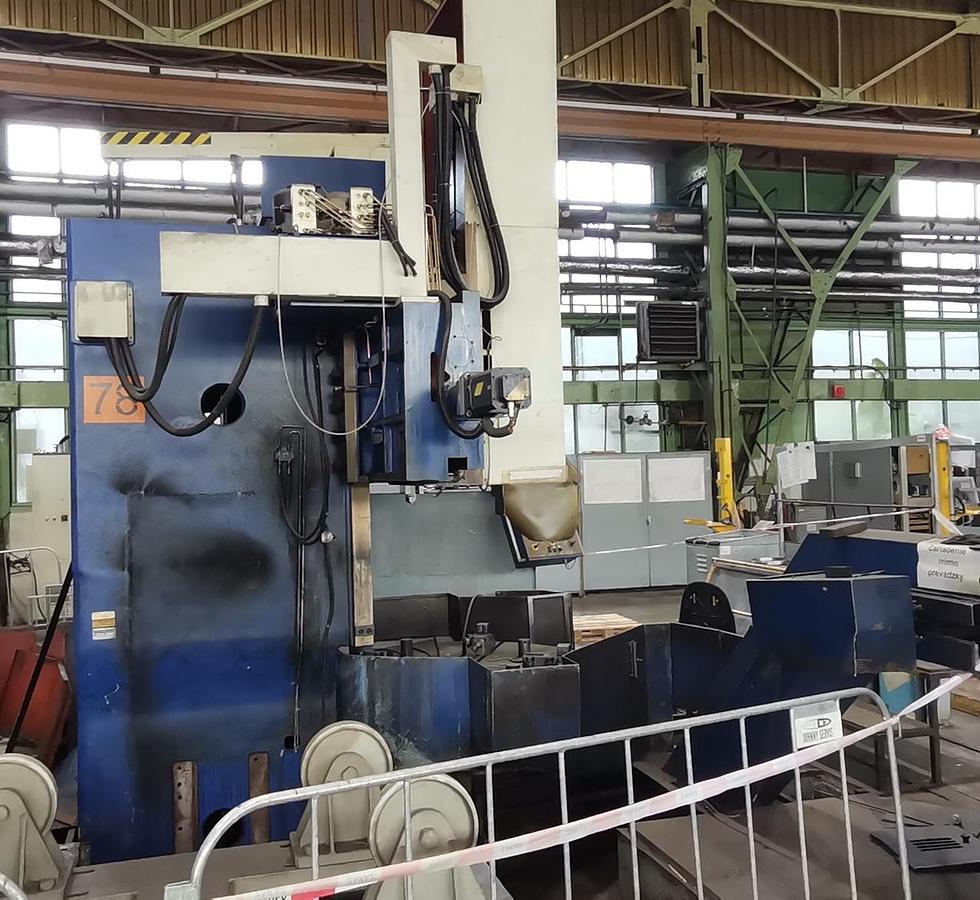 Used TOS SKJ 20 A CNC