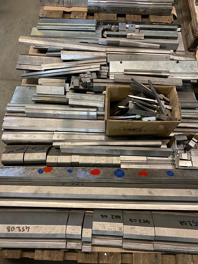 Used AMADA HFE 80-25