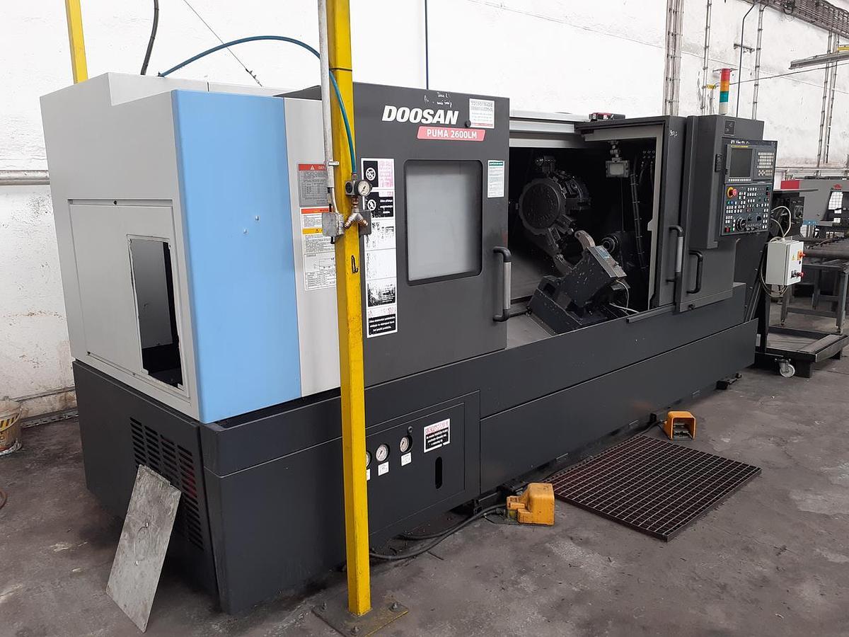 Used DOOSAN PUMA 2600 LM