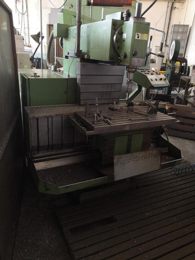 Used TOS FNGJ 32 D