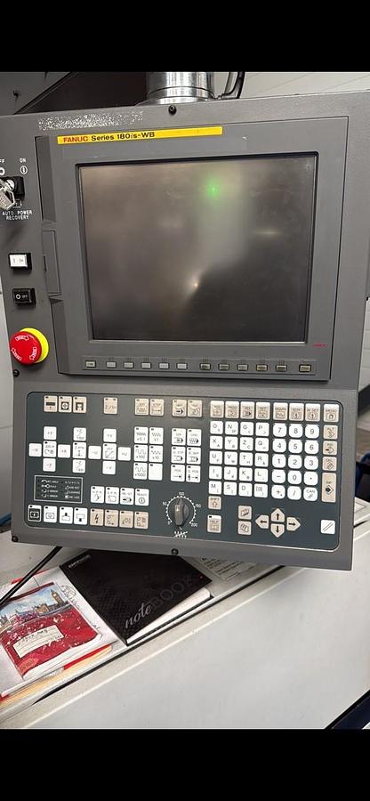 Elektroerozivní drátová řezačka FANUC Robocut Alpha-0iC A04B