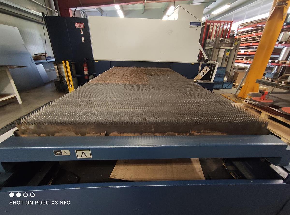 Použitý TRUMPF TruLaser 3030 L49