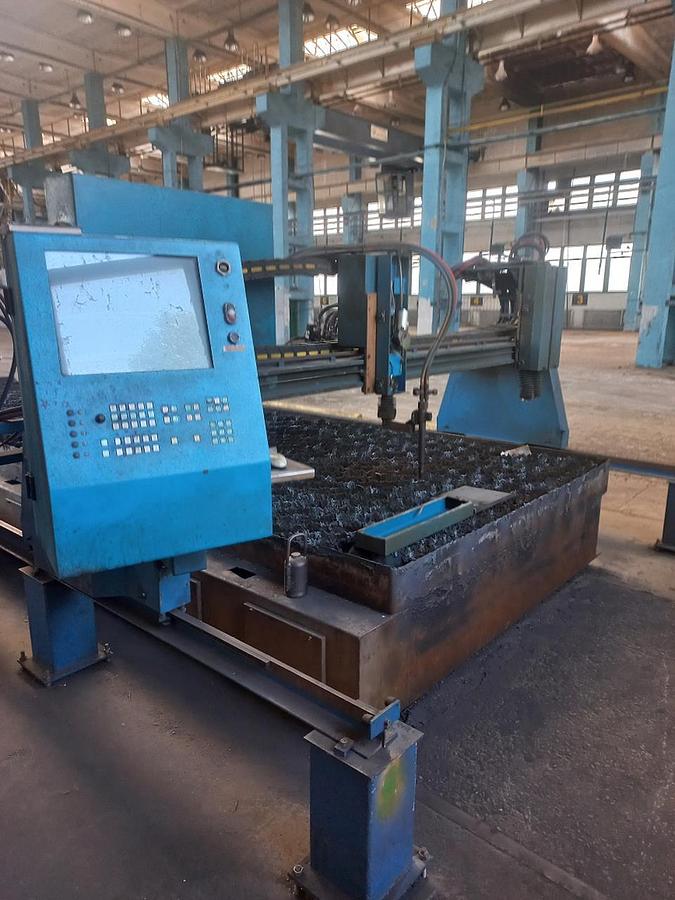 Použitý Elektrovýroba a montáže s.r.o. EVDR 330
