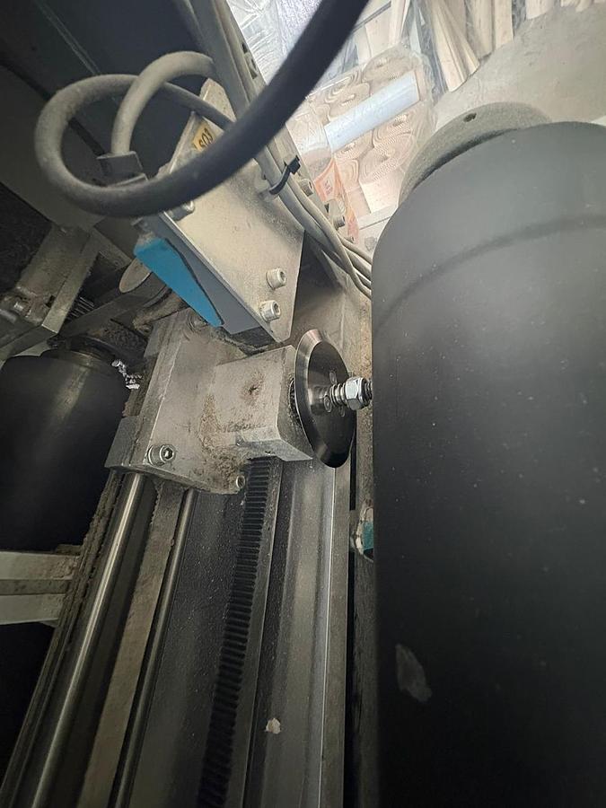 Used Automatic double-layer cardboard cutter