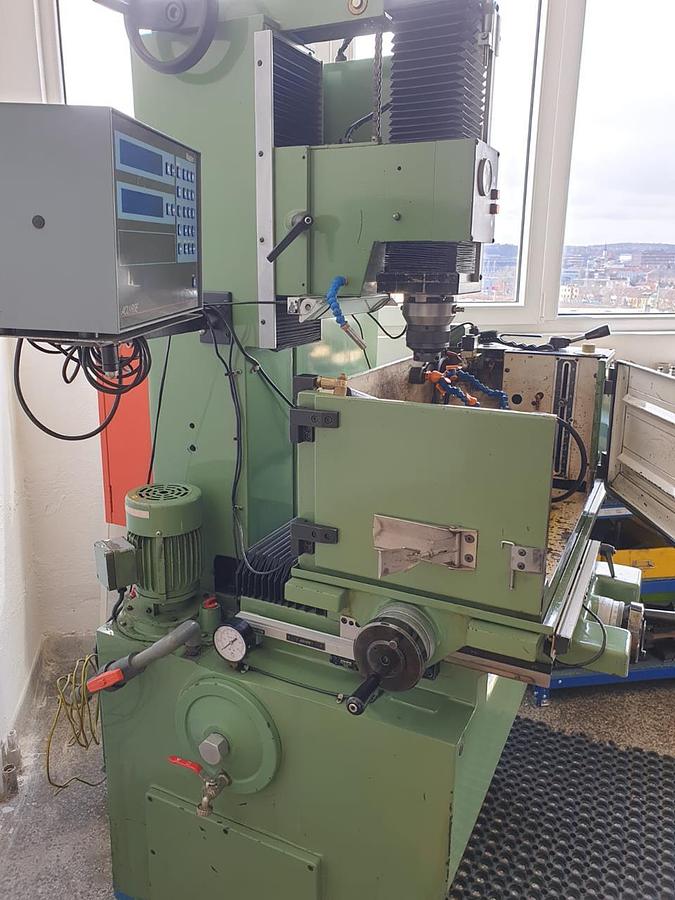 Gebraucht HURCO 250