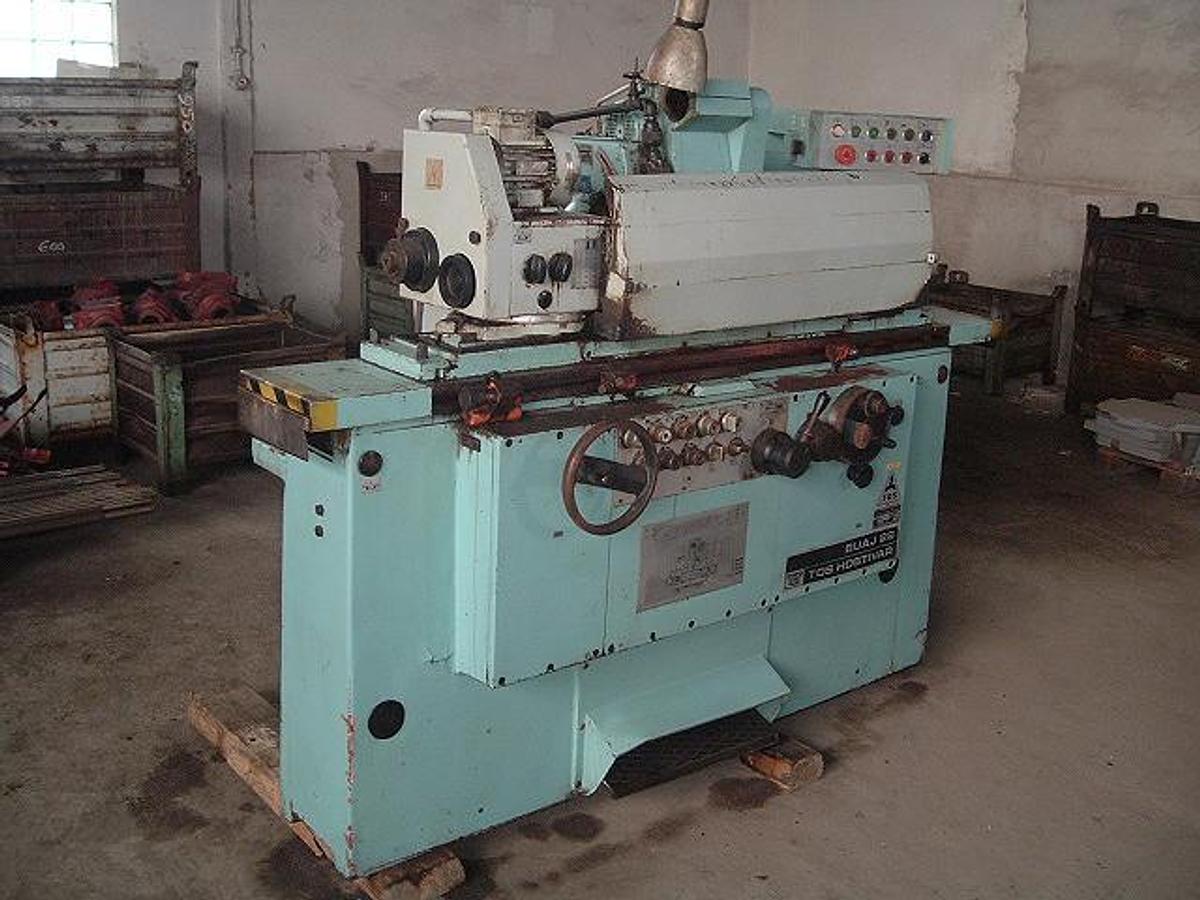 Used TOS BUAJ 28