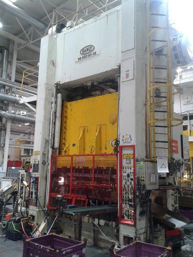 Used DANLY 600t