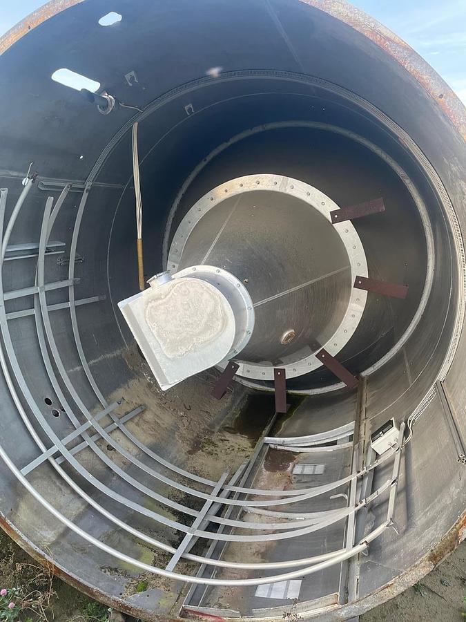 Použitý AZO Sila na plastový granulát