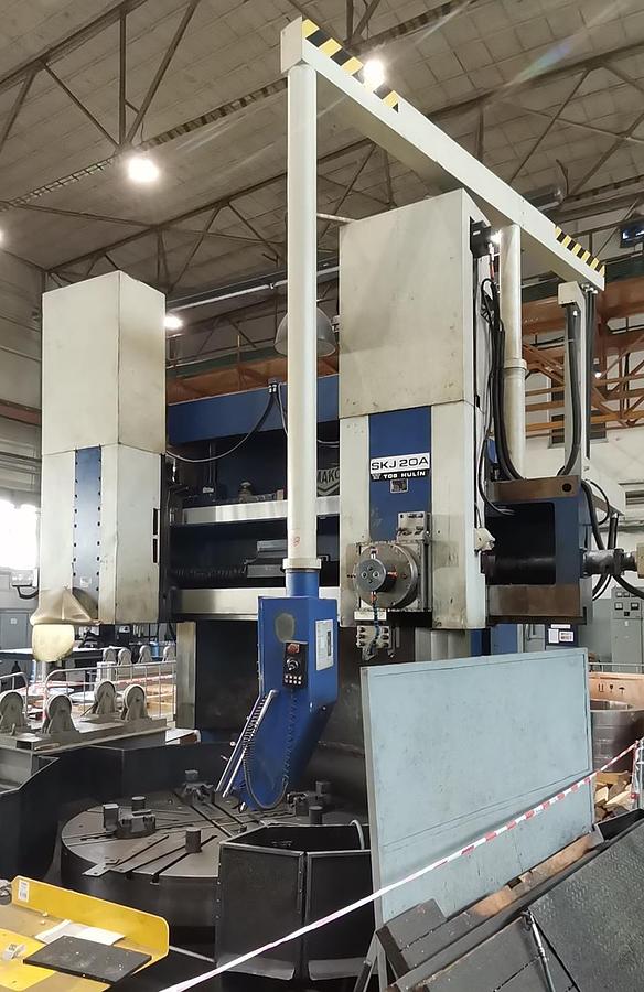 Used TOS SKJ 20 A CNC
