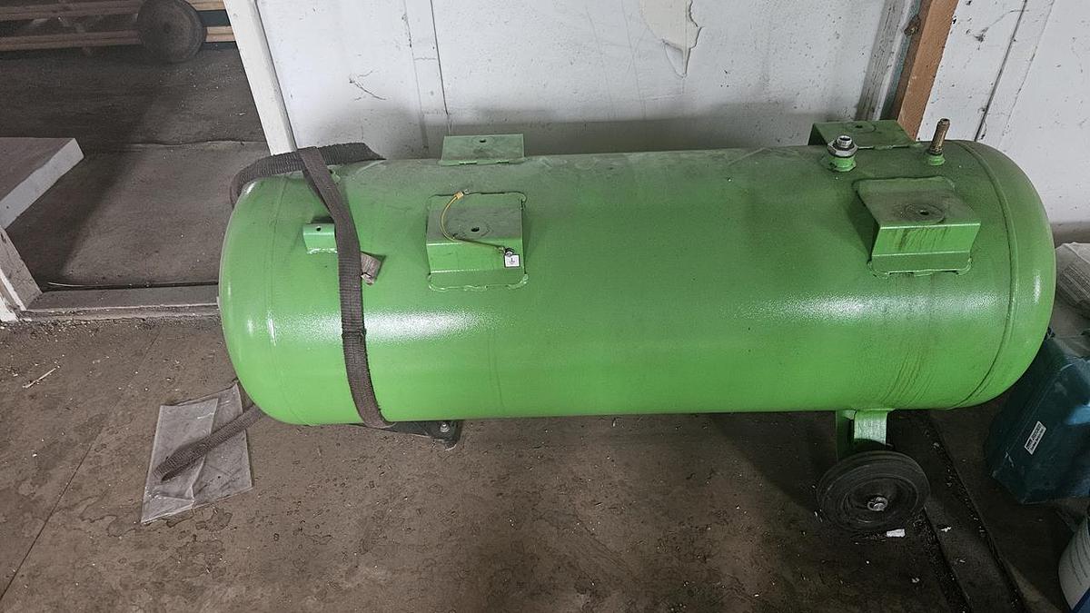 Použitý Schneider AM 11-10 F1