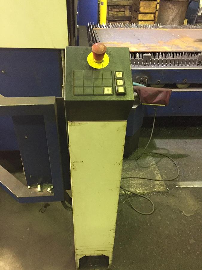 Used TRUMPF TRUMATIC L 3030